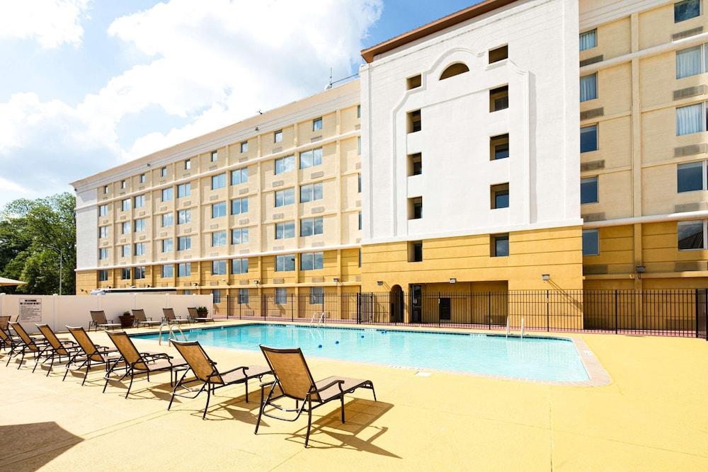 Holiday Inn Express Atlanta Airport - North, An Ihg Hotel College Park Zewnętrze zdjęcie